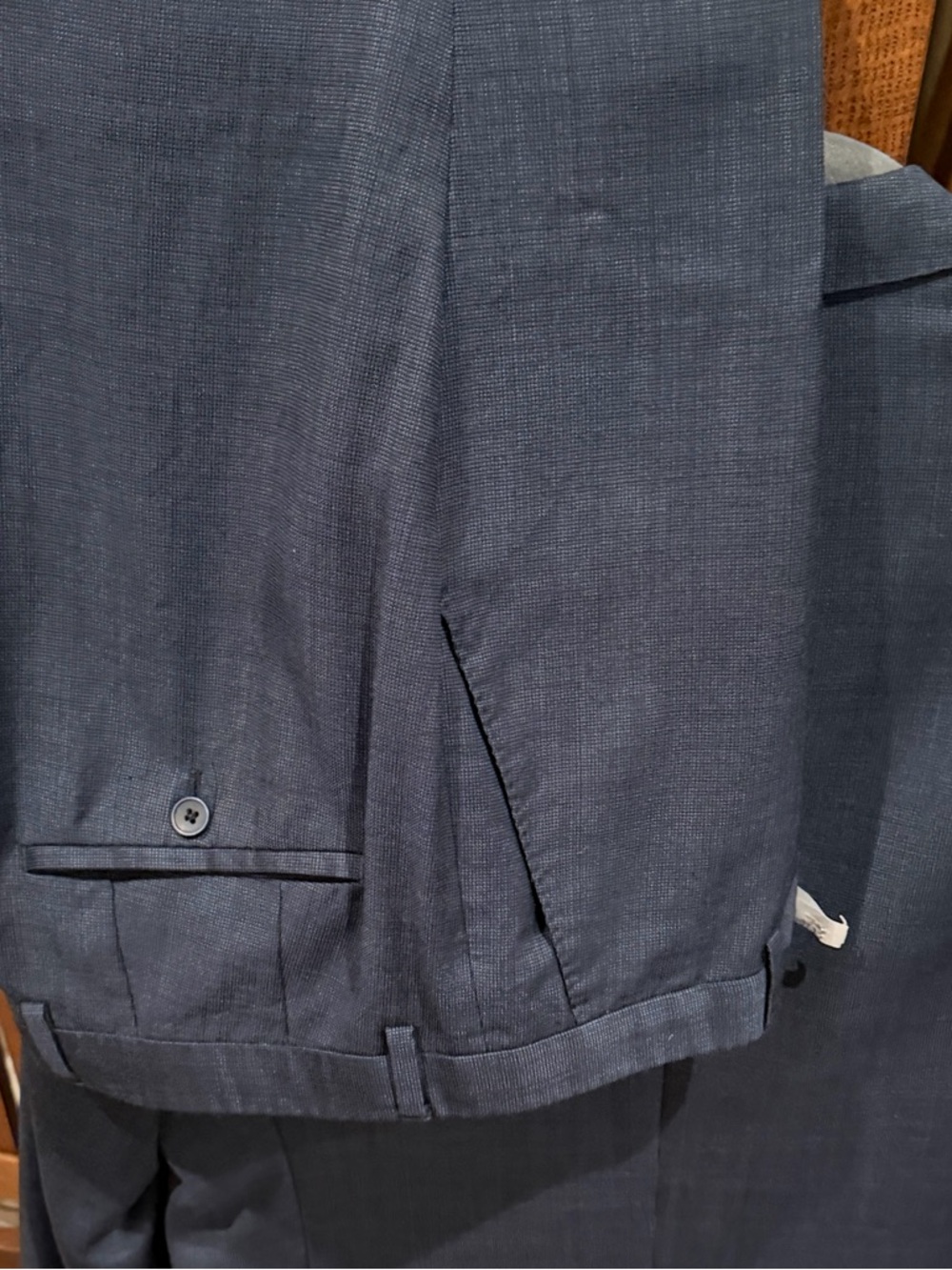 Hugo Boss Navy Textured suit - Picture 4 of 6